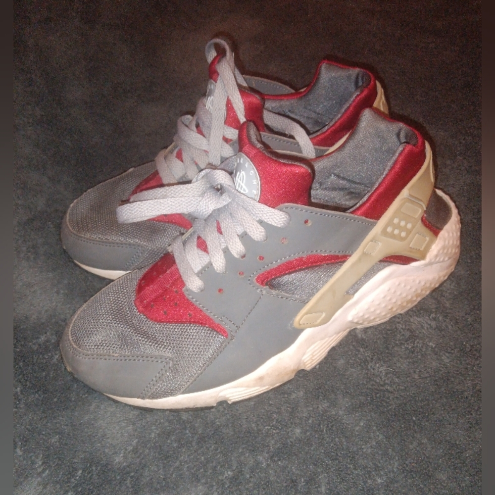 Nike Huarache Run Low Sneakers